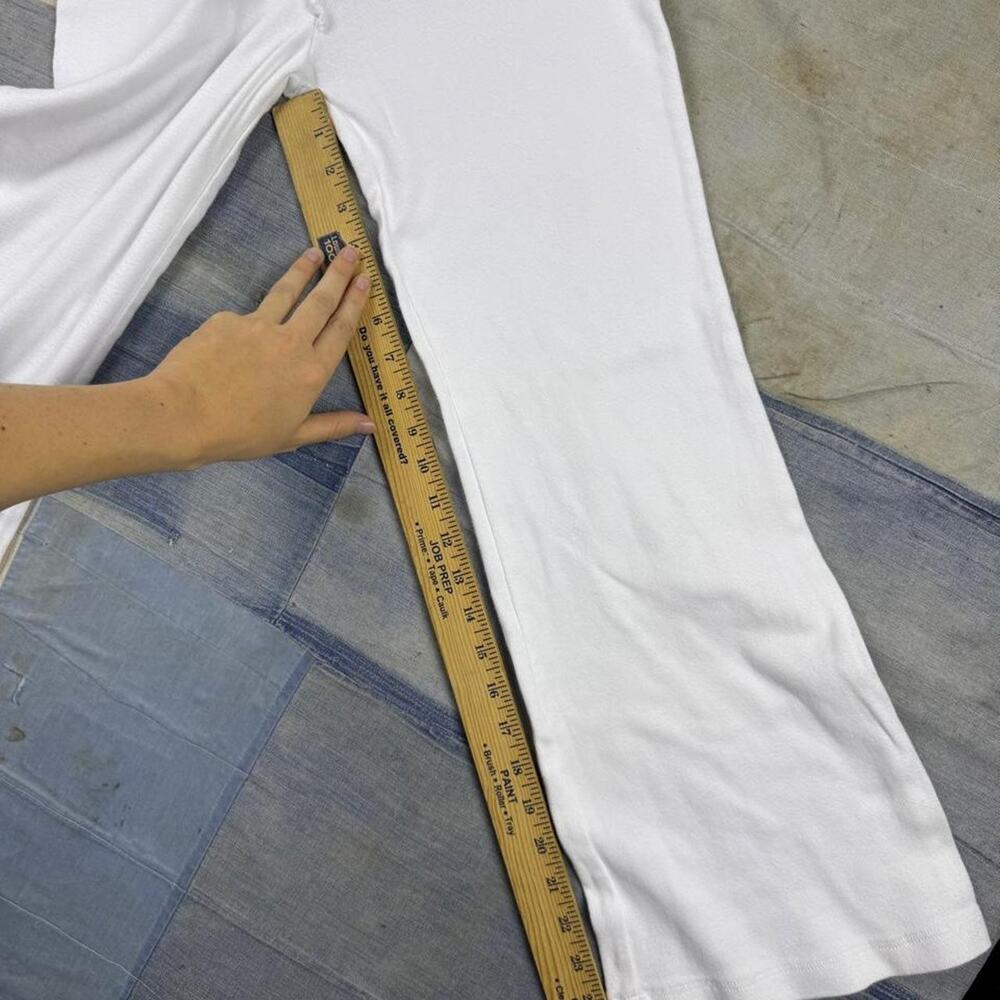 Vintage 2000’s White Bebe Sweatpants - Picture 7 of 7